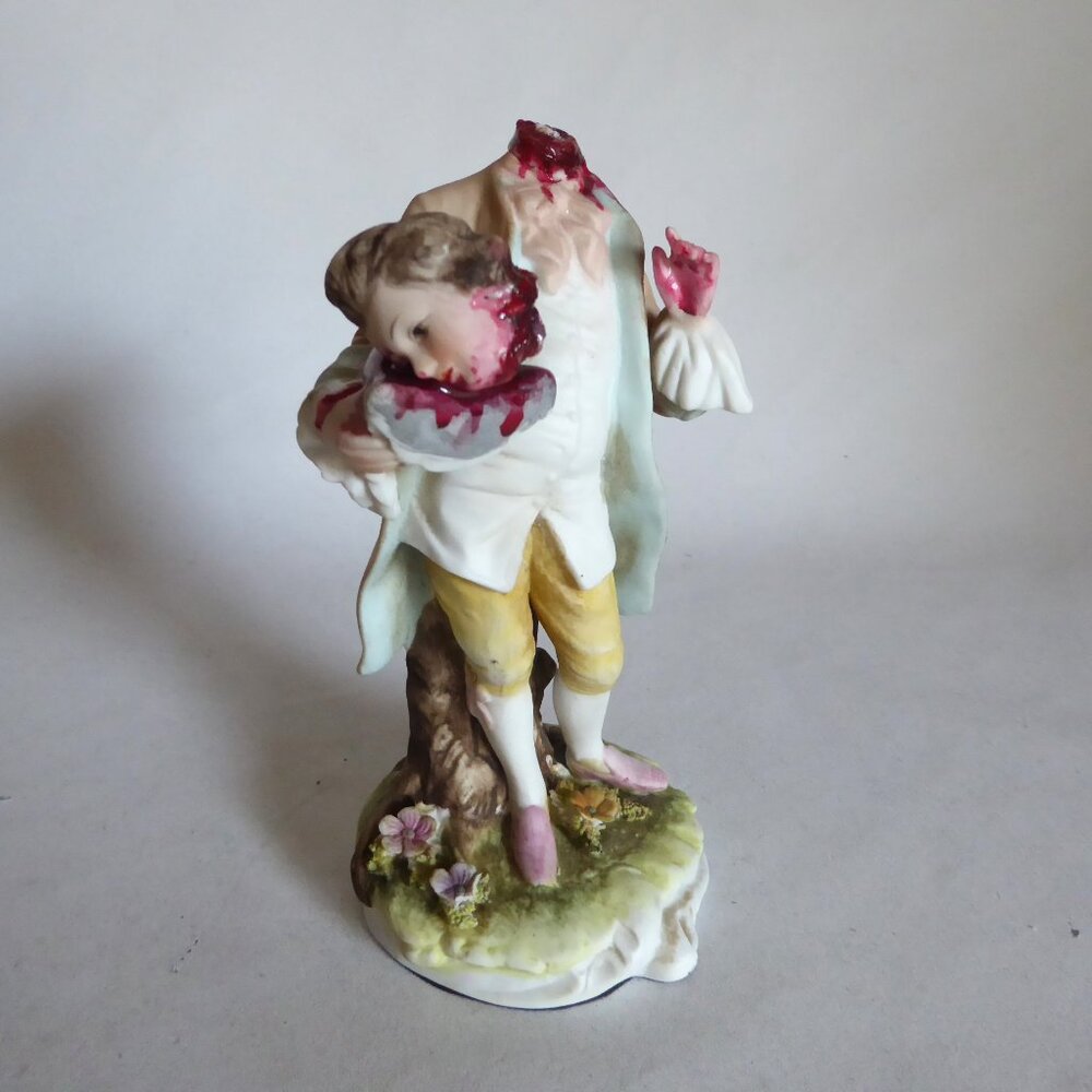 NEW DECAPITATED KING CURIOSITIES UPCYCLED GOTHIC HALLOWEEN HORROR FIGURE ODDITY